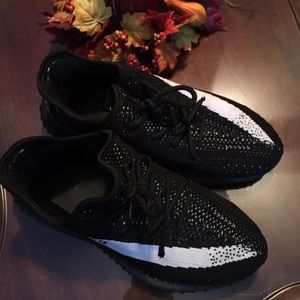 Yeezy Boots 350 V2